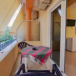 فندق Porti ساراندا