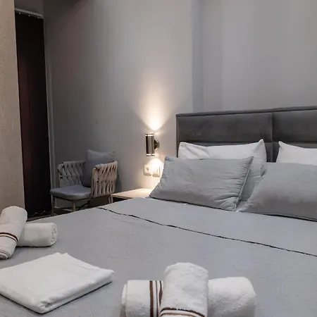 Porti Hotel Sarande