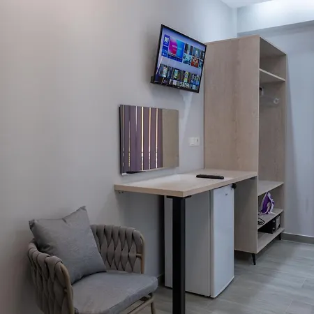 Hotel Porti *