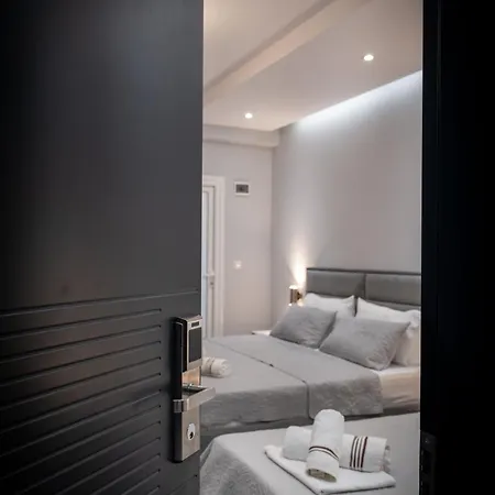 Porti Hotel Sarandë