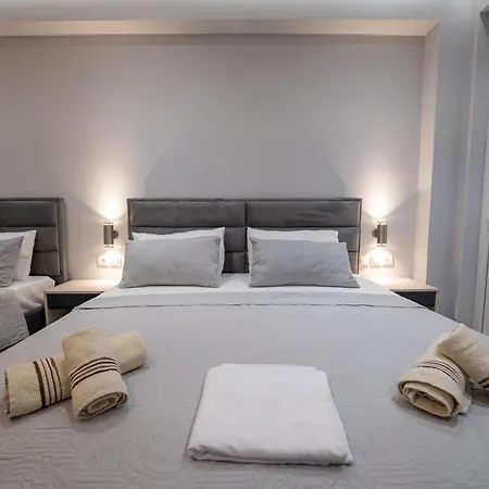Porti Hotel *