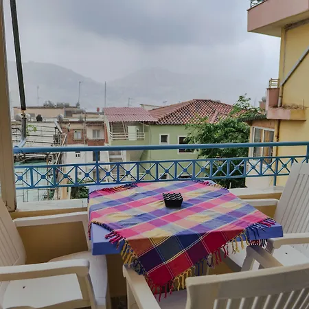 Porti Saranda