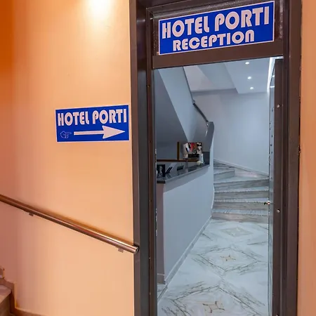 Otel Porti *