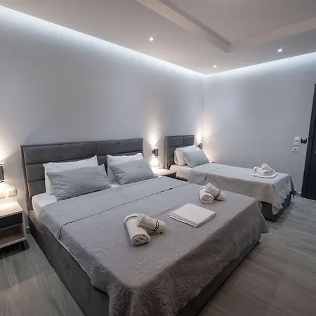 Porti Hotel *